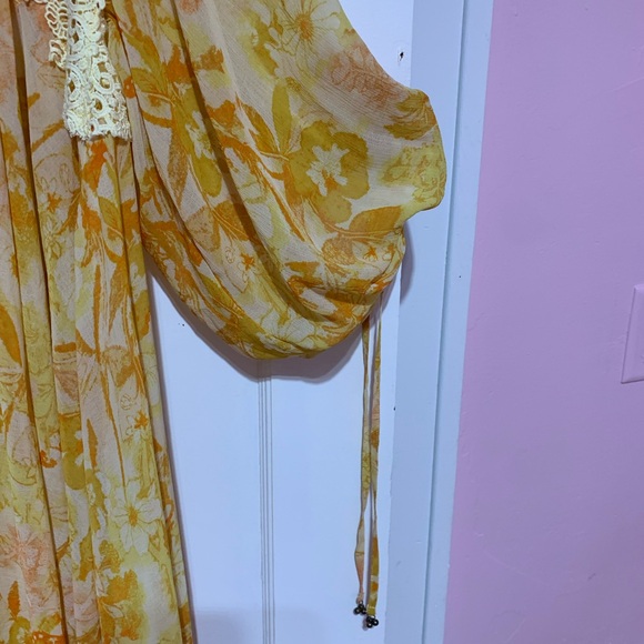 New with tags free people duster
Size medium two large - Picture 13 of 14